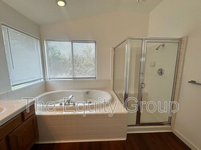 Building Photo - 5730 W Monte Verde Ct