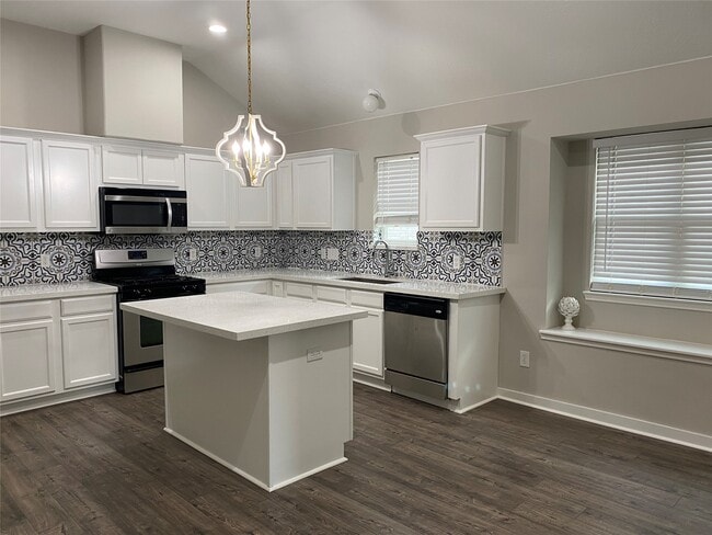 Building Photo - 2249 Waxwing Dr