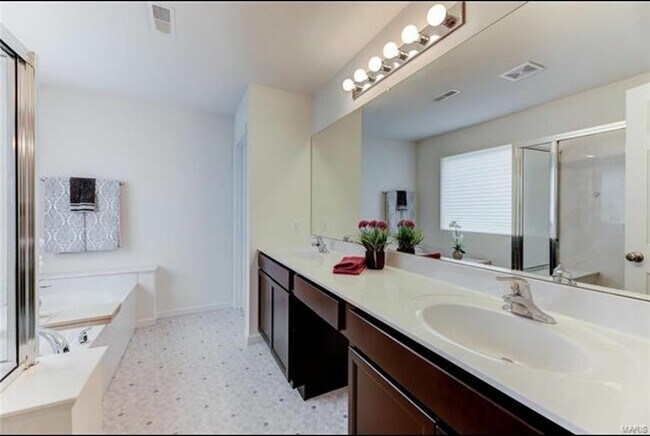 Building Photo - 117 Weatherby Landing Dr