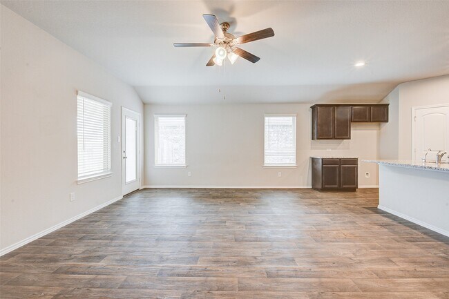 Building Photo - 13989 Leigh Lake Ln