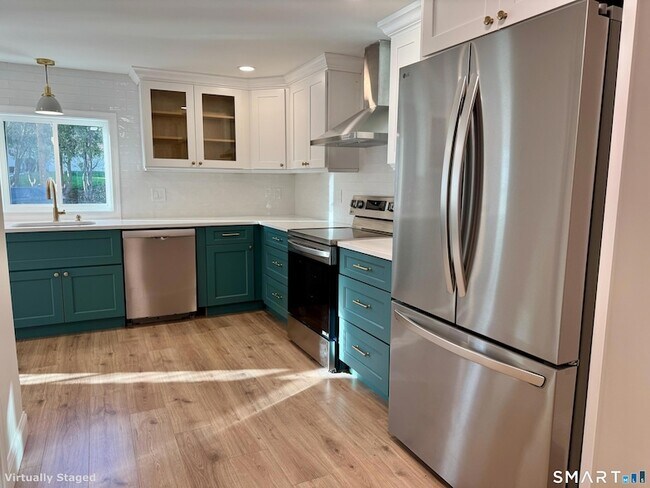 Building Photo - 6 Stevens Rd