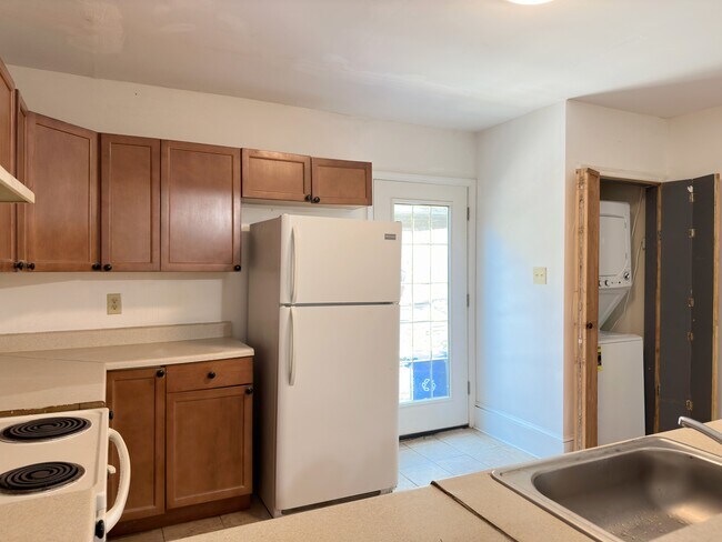 Building Photo - 1232 N Hancock St