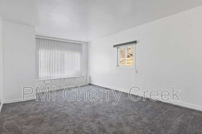 Building Photo - 4890 Ames St