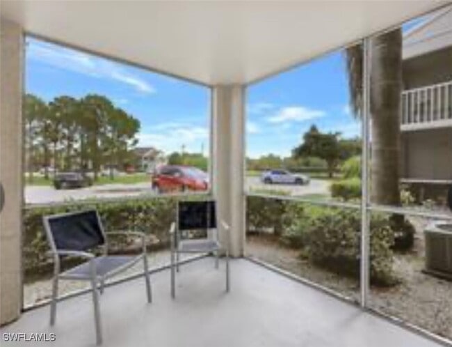 Building Photo - 177 Santa Clara Dr
