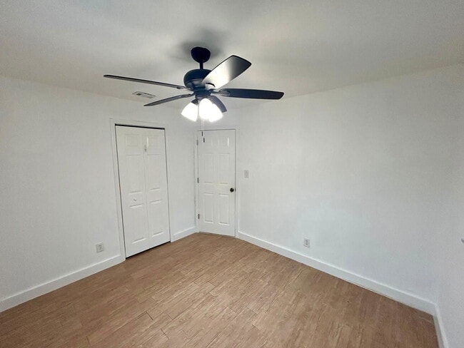 Building Photo - 2441 NW 13th St