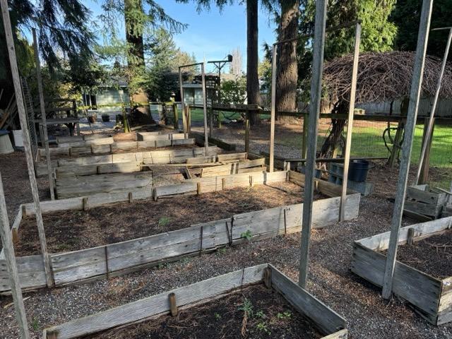 Building Photo - 3025 Cedarwood Ave