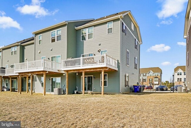 Building Photo - 144 Fletcher Cir
