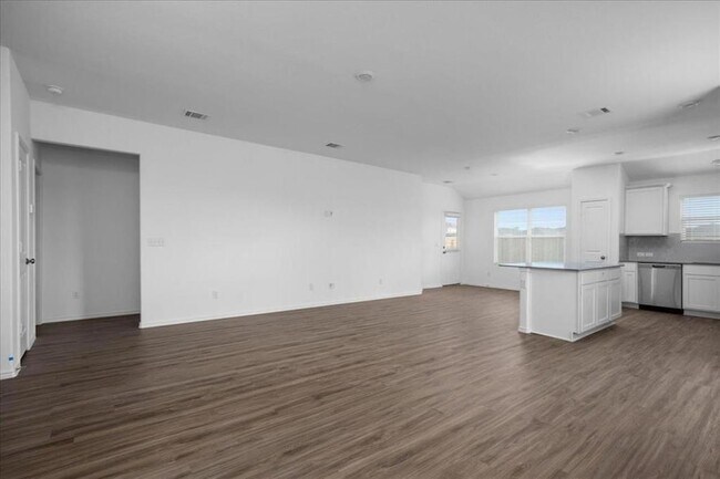 Building Photo - 329 Escondido Cir