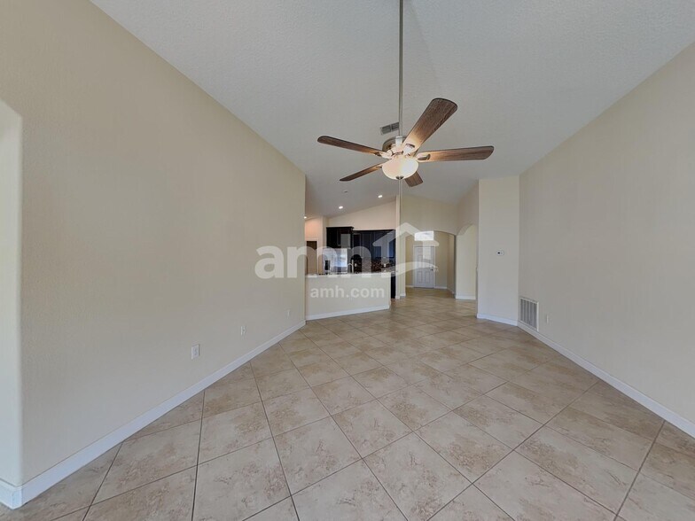 Building Photo - 12035 Cardinal Flower Dr