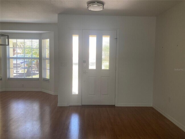 Building Photo - 4835 Jacaranda Heights Dr