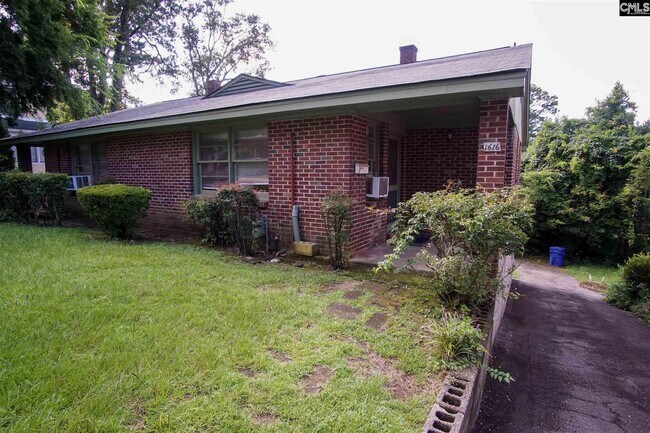 Primary Photo - 1618 Heyward St