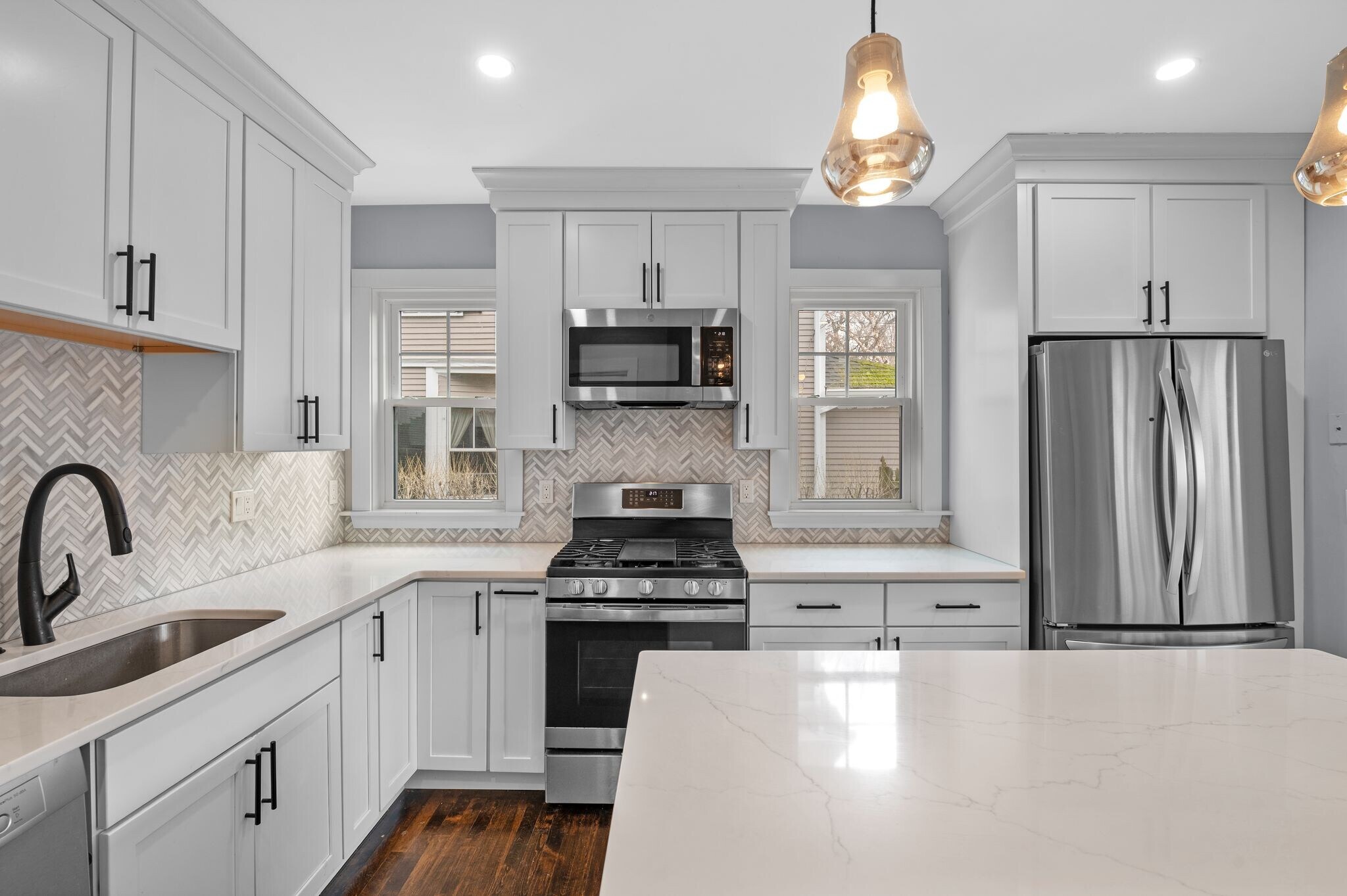 Building Photo - 41 Abbott St