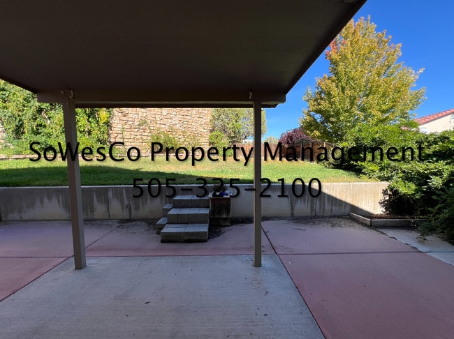 Building Photo - 3300 Majesta Pl