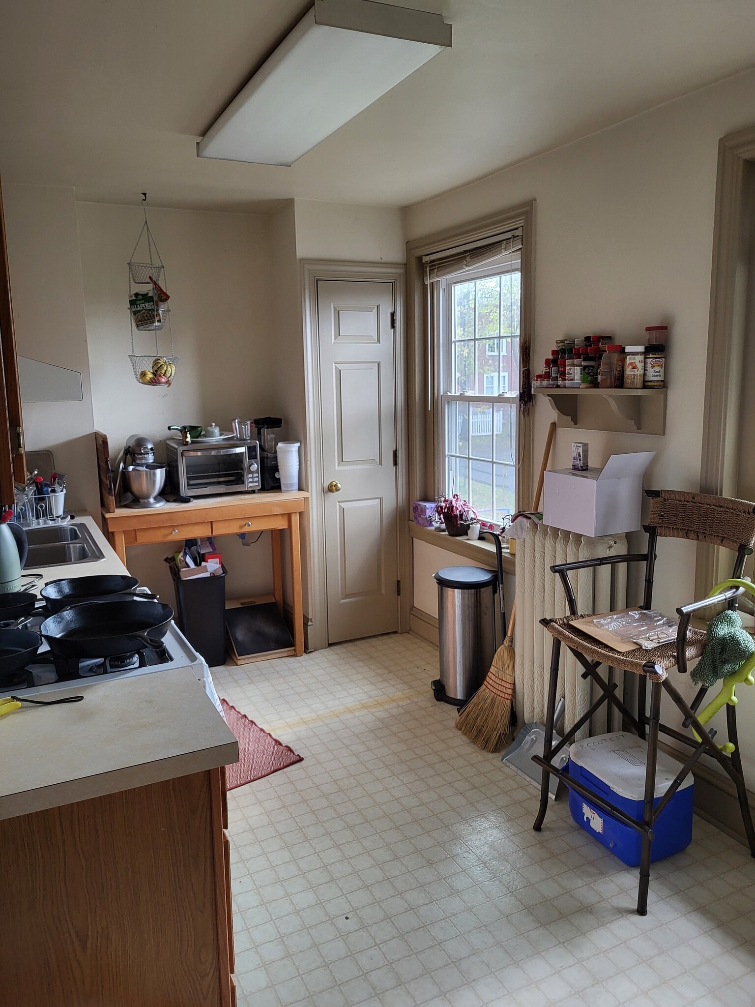 Building Photo - 411 E Montgomery Ave