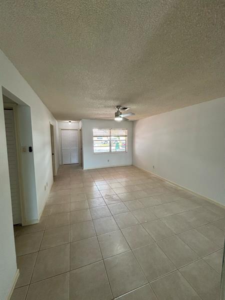 Building Photo - 7663 NW 73rd Terrace