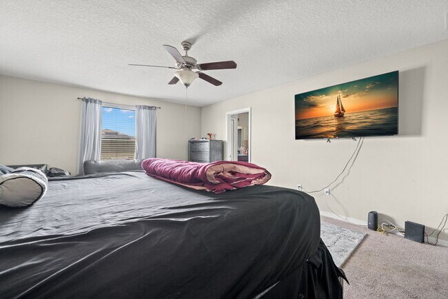 Building Photo - BEAUTIFUL Home For Rent in Cypress Creek!
