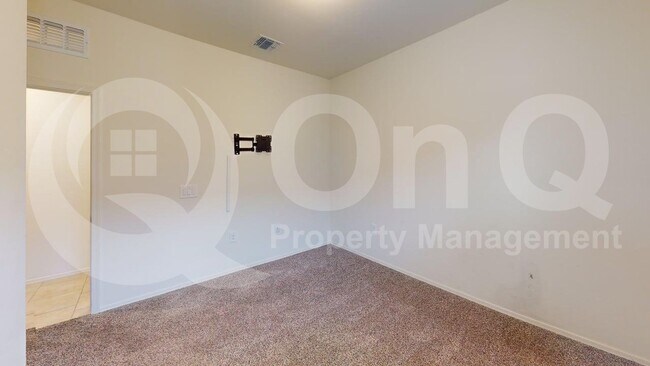 Building Photo - 10305 N Arroyo Lupine Way
