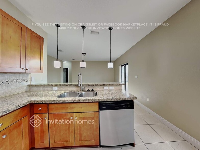 Building Photo - 15994 SW 151st Terrace