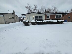 Building Photo - Updated Brick Ranch