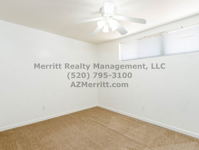 Building Photo - Sam Hughes 4 bedroom, 3 bath home with was...