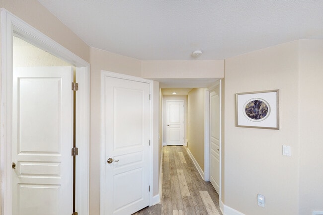 Building Photo - 15955 Golden Eye Ct