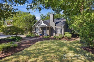 Building Photo - 2842 Chelsea Dr