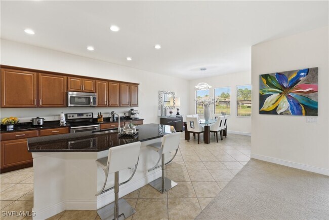 Building Photo - 4573 Tamarind Way