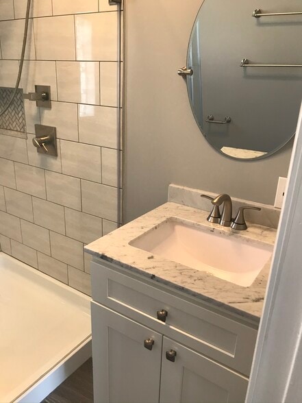 Building Photo - 84 Duluth Ave