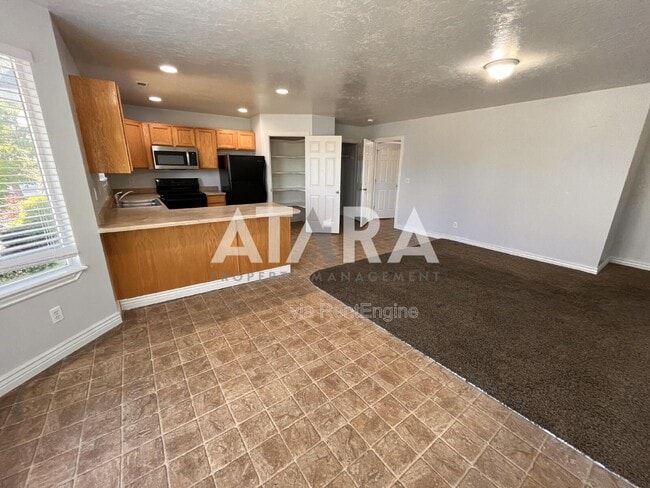 Building Photo - 2473 W 5400 S