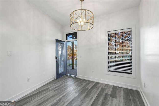 Building Photo - 791 Wylie St SE