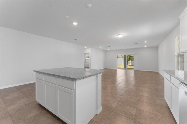 Building Photo - 9642 Summers Cay Cir