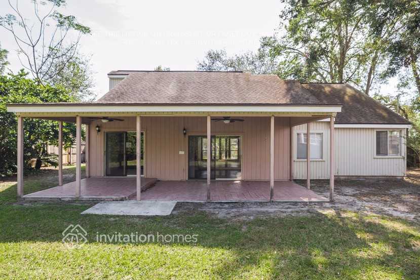 Building Photo - 1074 Windsong Cir