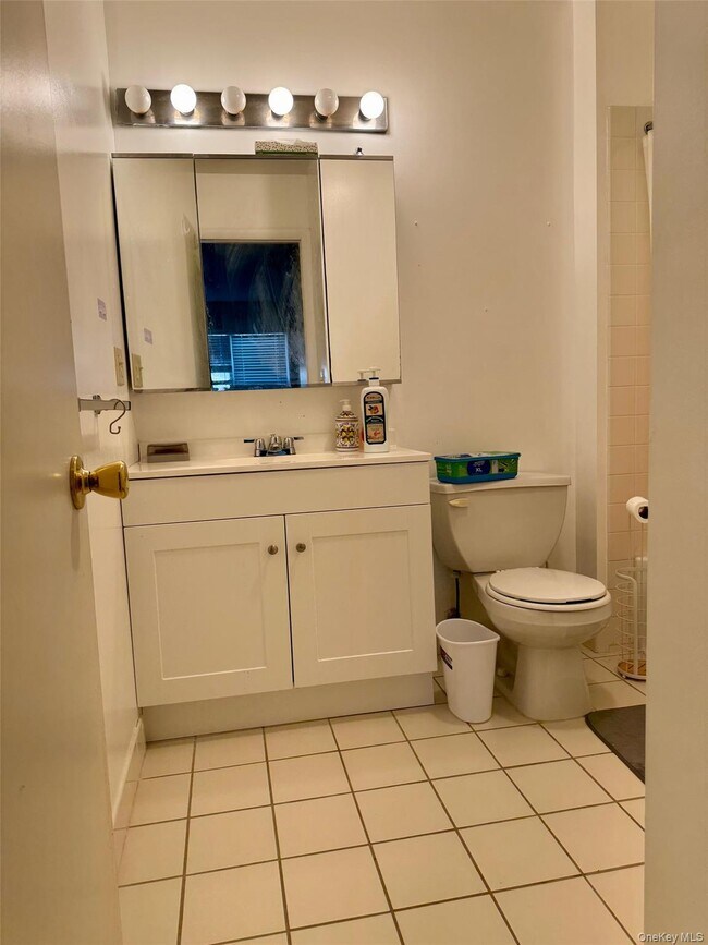 Building Photo - 51 Deer Ct Dr