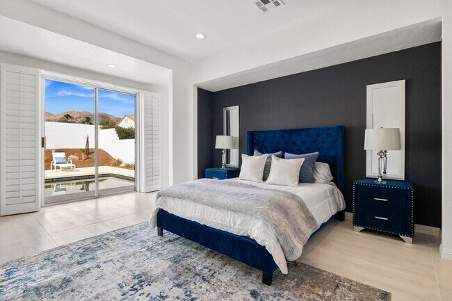 Building Photo - 47215 Heliotrope Dr