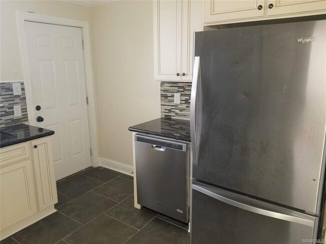 Building Photo - 301 N Capitol Pkwy