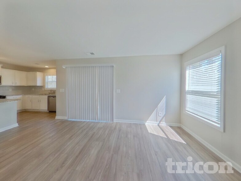 Building Photo - 285 Turnfield Dr.