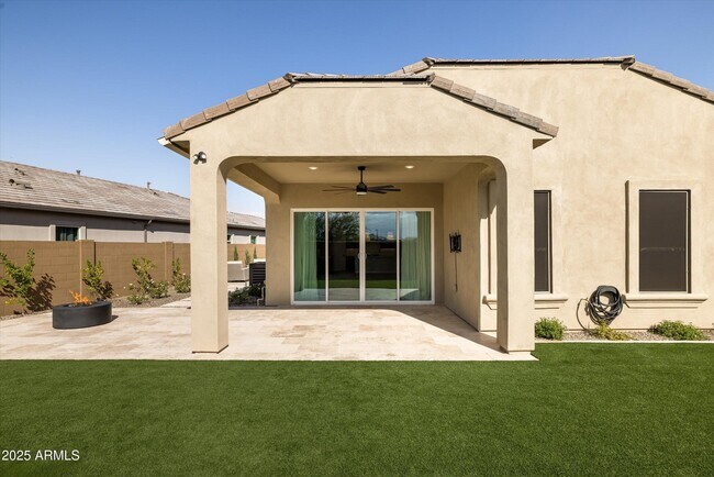 Building Photo - 21425 N 59th St