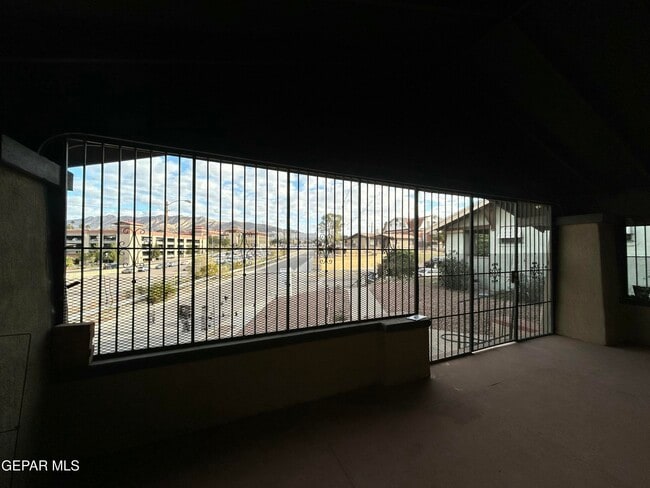 Building Photo - 1546 Upson Dr