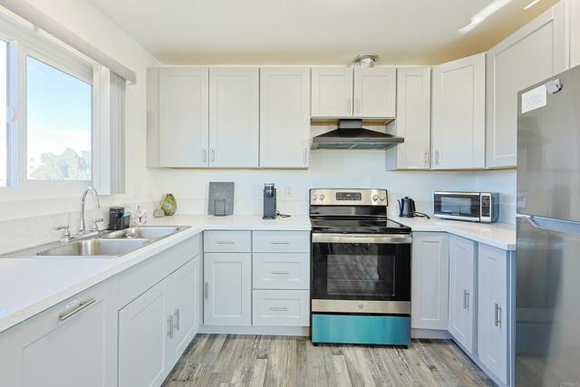 Building Photo - 2437 D St