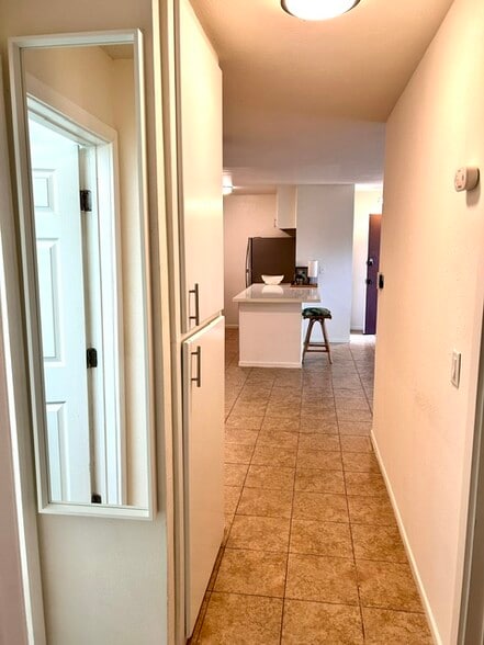 Building Photo - 209 W Channel Islands Blvd