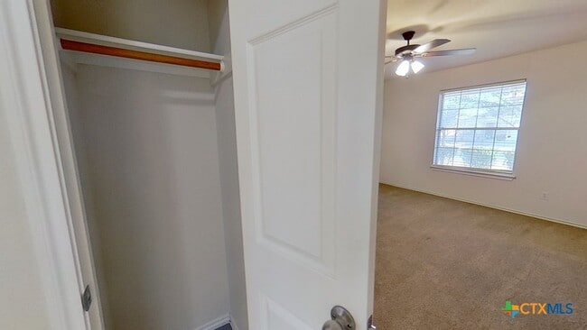 Building Photo - 111 Carol Ave