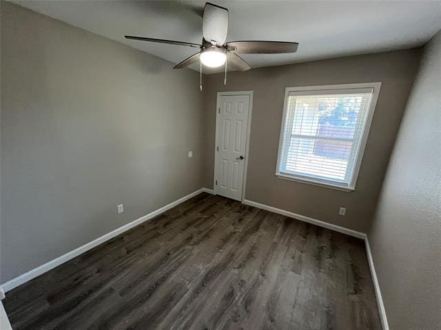 Building Photo - 323 N Cottonwood Dr