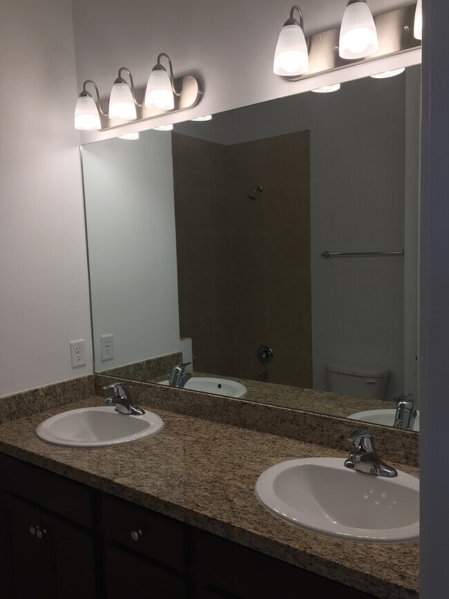 Building Photo - 176 SW 127th Terrace