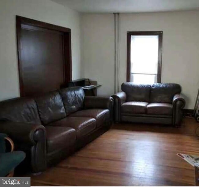 Building Photo - 303 Ellis St