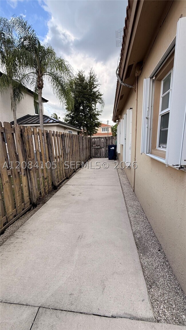 Building Photo - 15457 SW 150th St