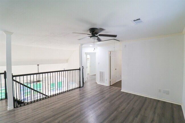 Building Photo - 14311 Ragus Lake Dr