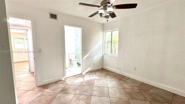Building Photo - 9130 SW 27th St