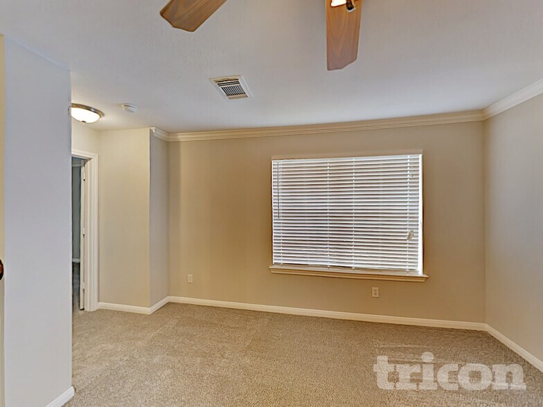 Building Photo - 6738 Catarina Cir