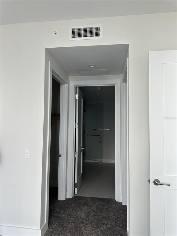 Building Photo - 275 1st Ave S