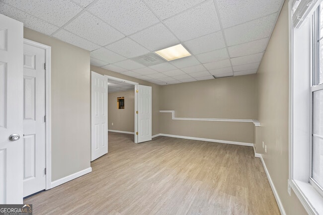 Building Photo - 156 Azalea Dr